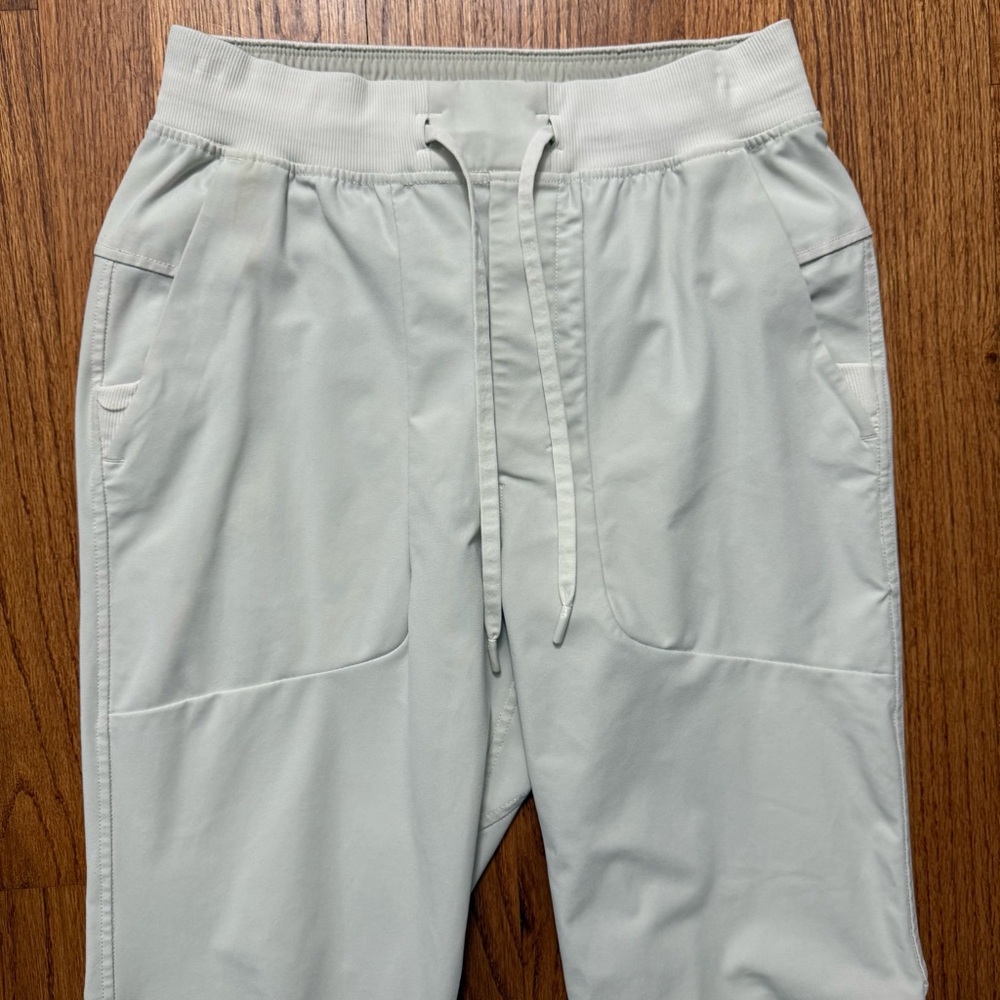 Lululemon ABC Jogger Warpstreme in Silverstone size S - Picture 4 of 16